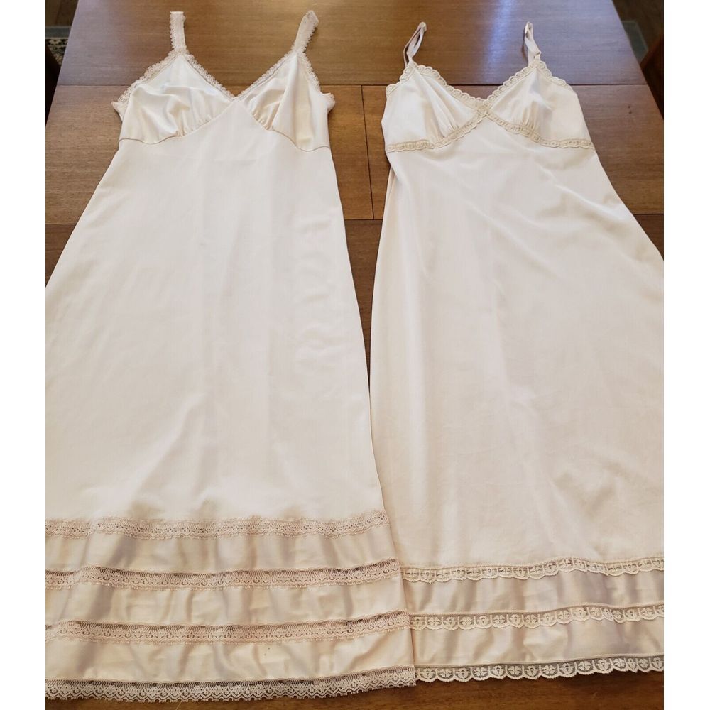 Two Vtg Sears Full Slips 34 Adjustable Straps Antron Nylon Champaign‎ Lace Usa
